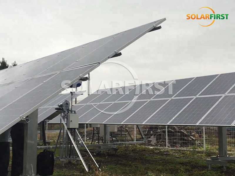 일본 300KWp 링크 플랫 단일 축 추적