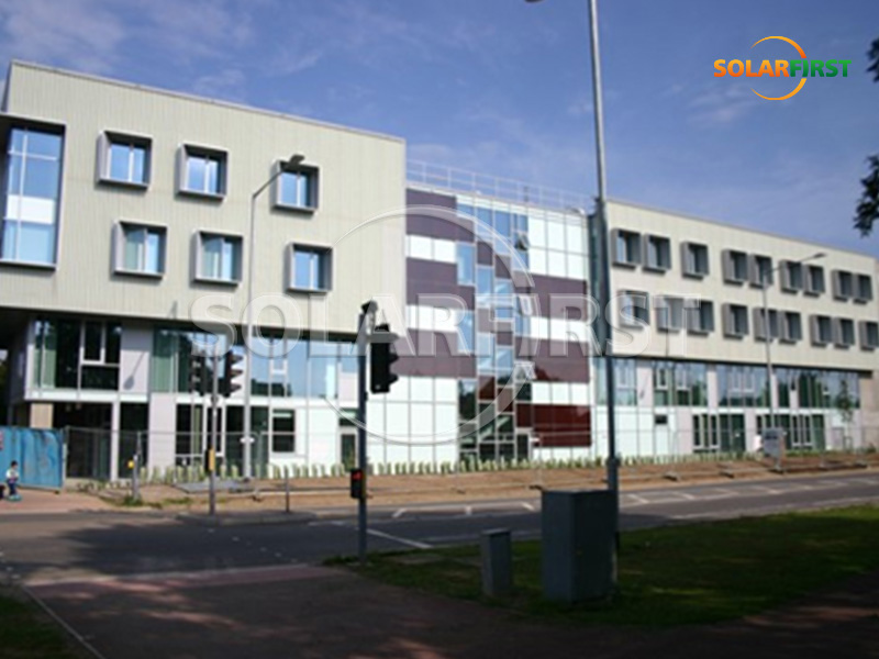 영국 120KWp BIPV 커튼월