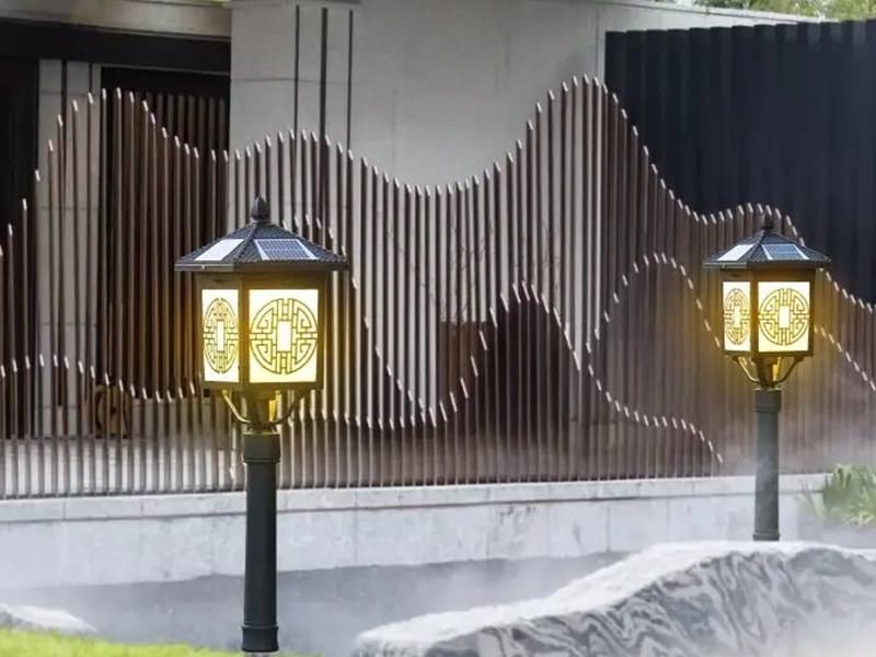 SolarFirst는 주거, 상업, 산업용으로 사용할 수 있는 장착 시스템, 추적기, BIPV 제품 및 액세서리를 포함한 태양광 솔루션을 제공합니다.
