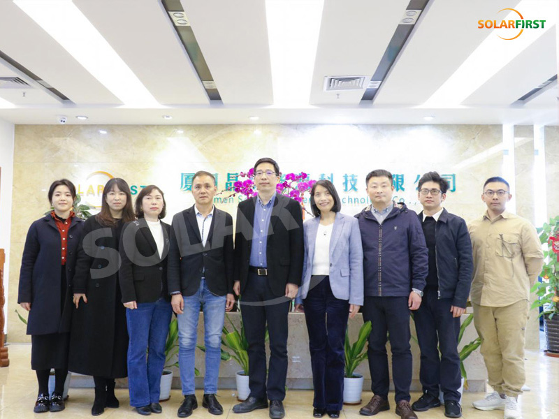 전략적 파트너십 체결: 샤먼 하이화 파워 앤 솔라 퍼스트 그룹, 협력 계약 체결