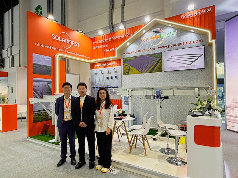 WFES 2026 | 바람과 모래로 다듬어져 미래를 밝히는 태양광 우선 PV 솔루션, 아부다비에서 빛을 발하다