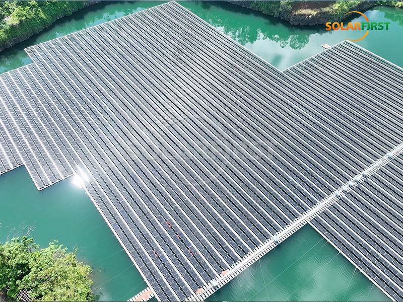 7.2MW 부유형 태양광 프로젝트, 운영 시작으로 하이난의 녹색 에너지 전환 촉진